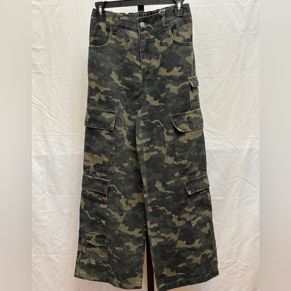 357 - Loveimgs Camouflage Wide Leg Cargo Jeans